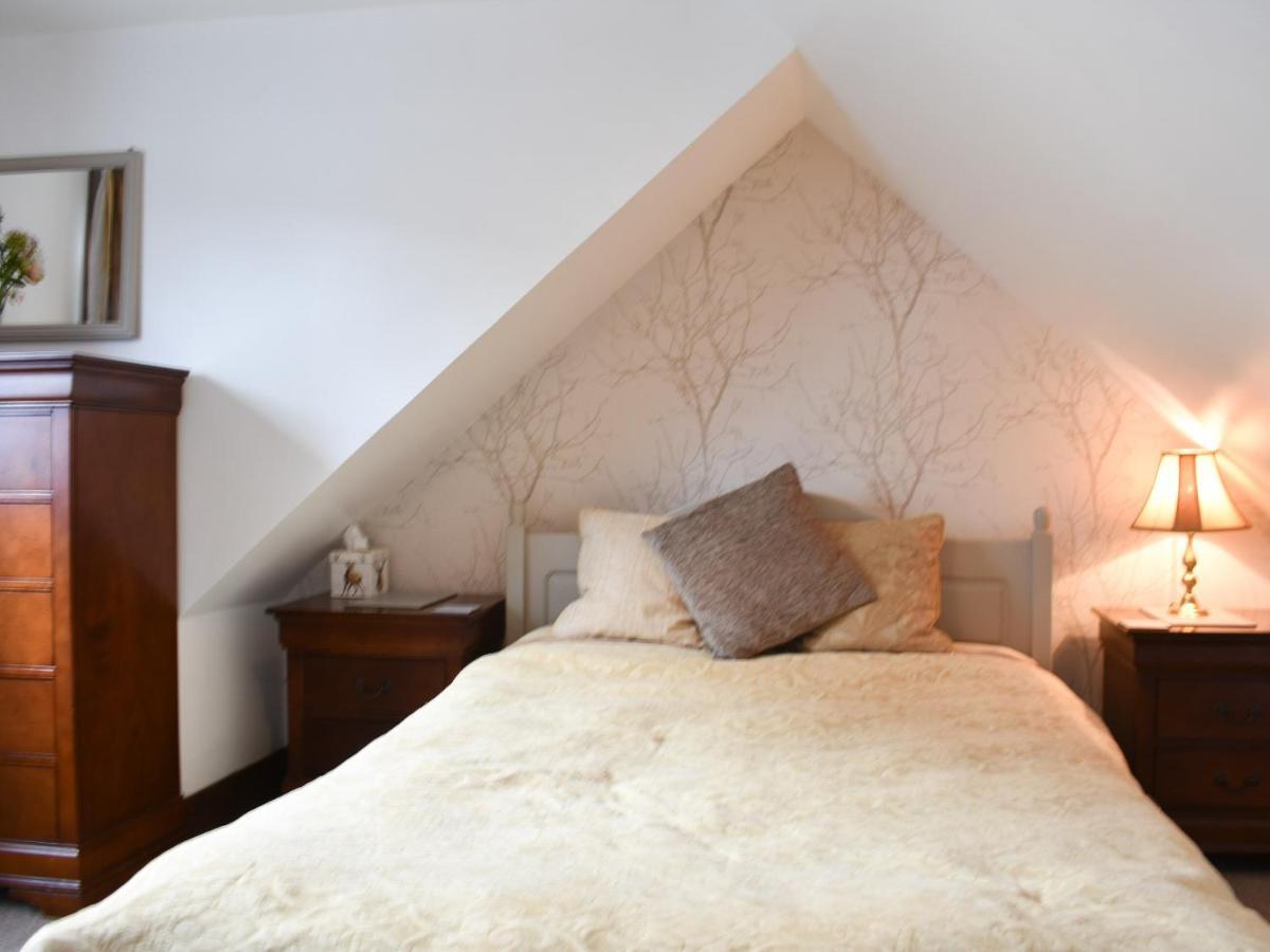 Primrose Cottage Elgin Bagian luar foto